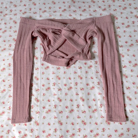 FASHION NOVA - Pink Long Sleeve Off The Shoulder Knot Crop Top - Picture 1 of 5